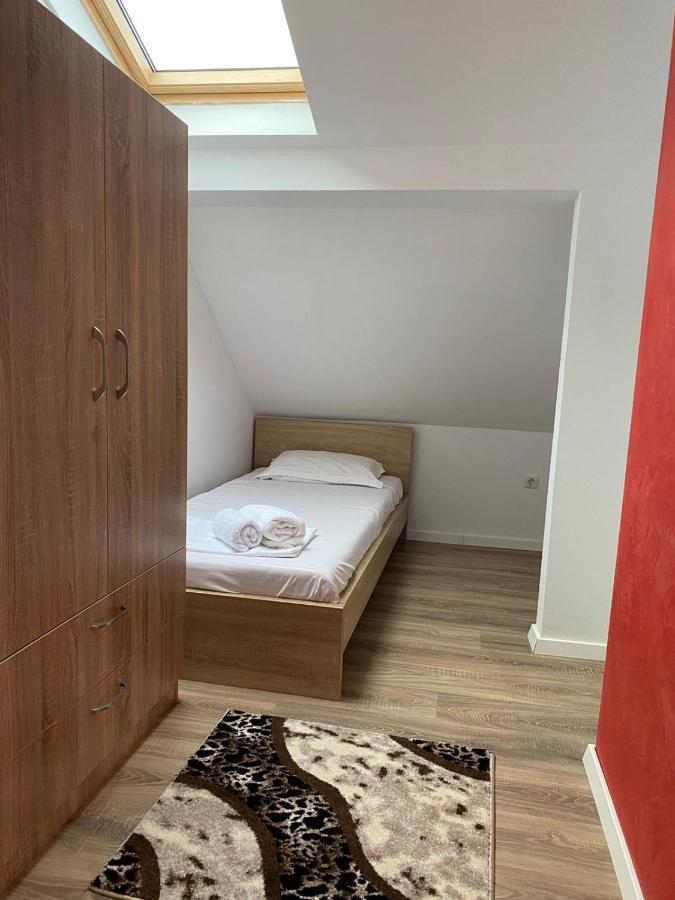 Pristina Select Apartments Экстерьер фото