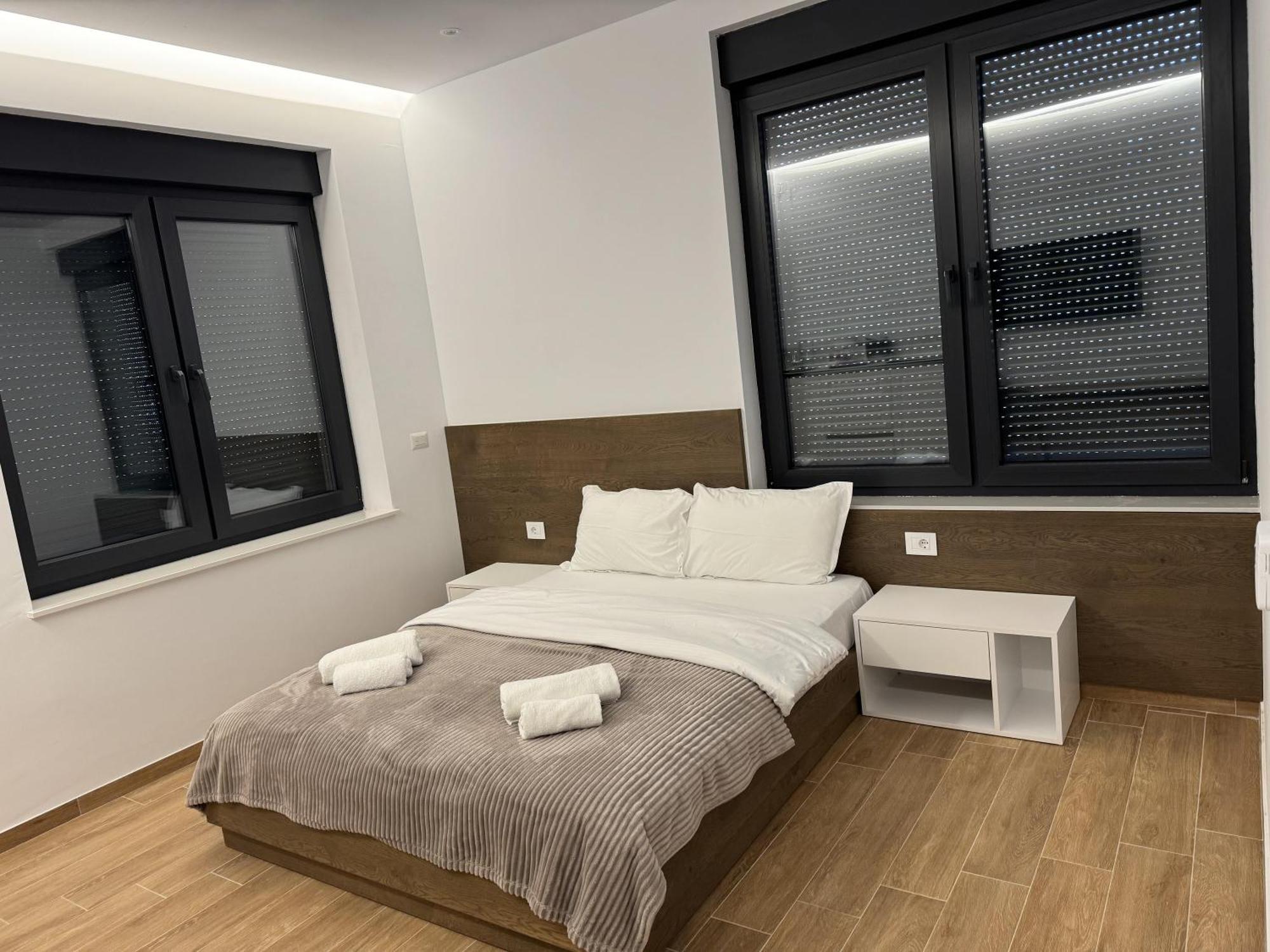 Pristina Select Apartments Экстерьер фото